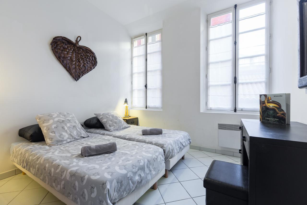 Ste Reparate F4 Moderne, Design, Place Rossetti, Heart Old Town Appartement