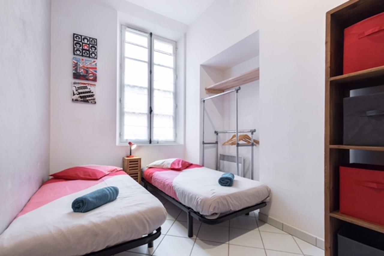 Appartement Ste Reparate F4 Moderne, Design, Place Rossetti, Heart Old Town